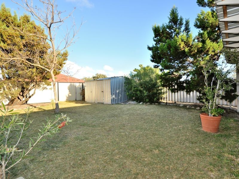 8 Bingarra Close, Port Kennedy WA 6172
