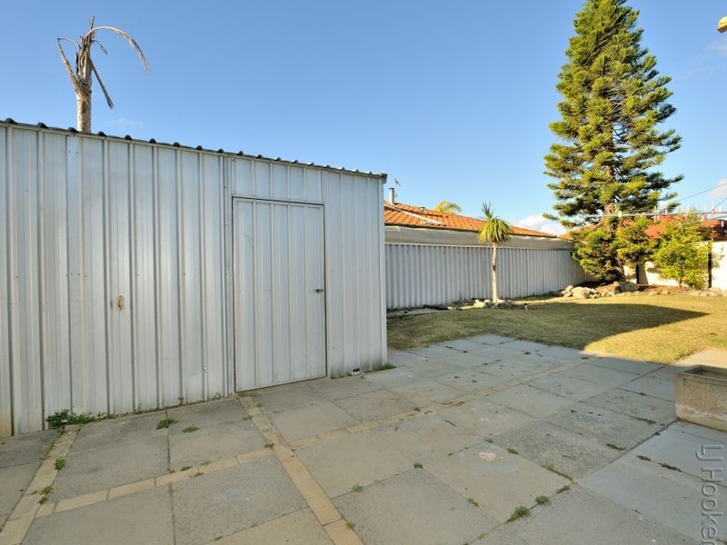 8 Bingarra Close, Port Kennedy WA 6172