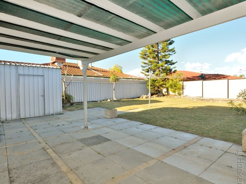 8 Bingarra Close, Port Kennedy WA 6172