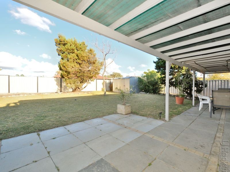 8 Bingarra Close, Port Kennedy WA 6172