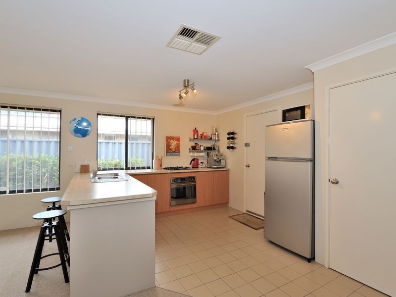 8 Callistemon Gardens, Baldivis WA 6171