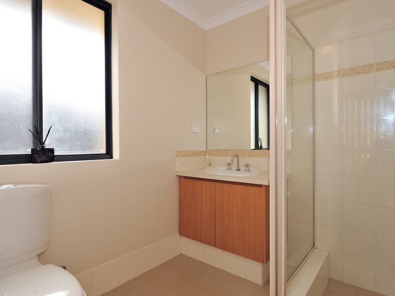 8 Callistemon Gardens, Baldivis WA 6171