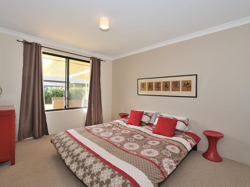 8 Callistemon Gardens, Baldivis WA 6171