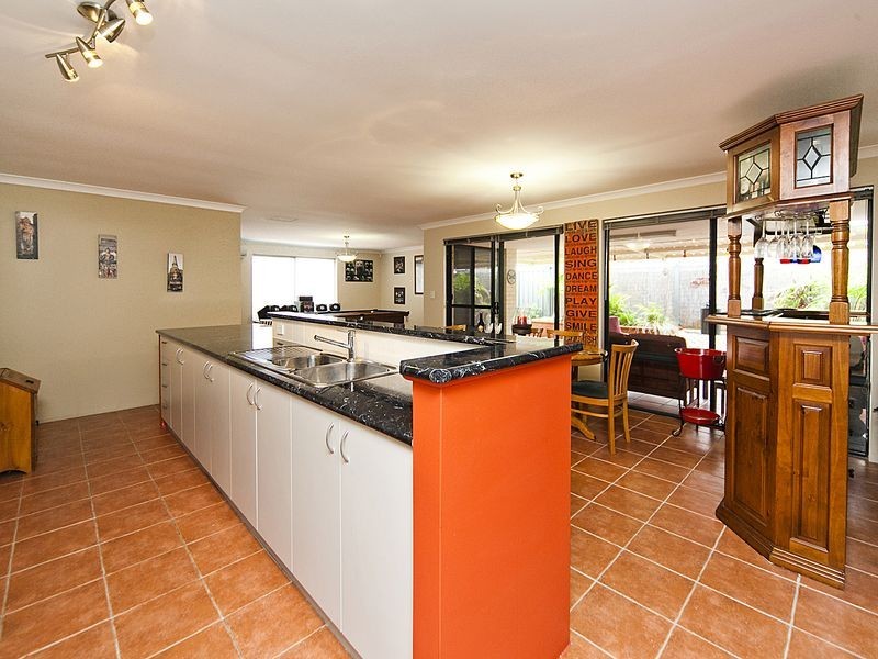 33 Mallard Way, Baldivis WA 6171