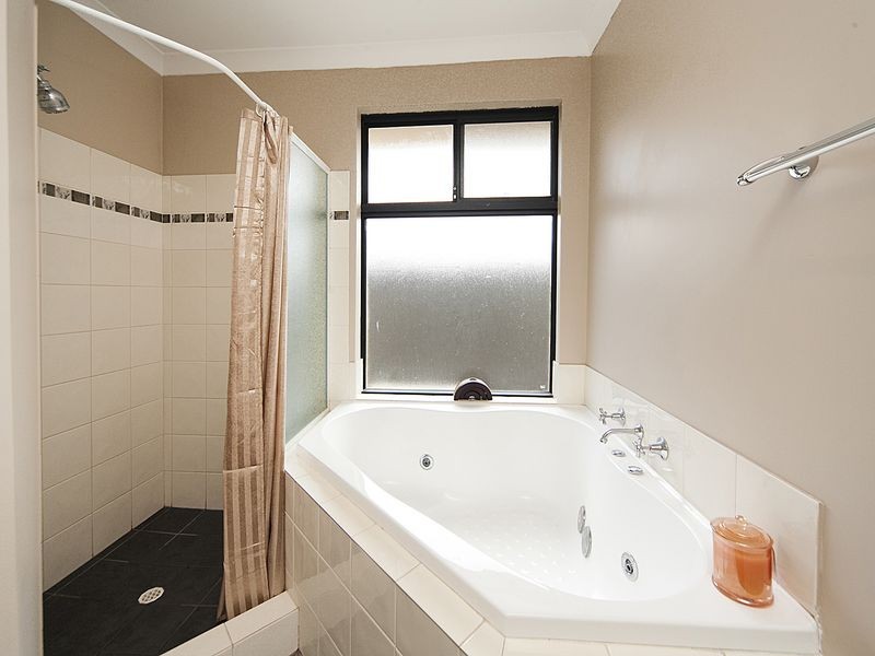 33 Mallard Way, Baldivis WA 6171