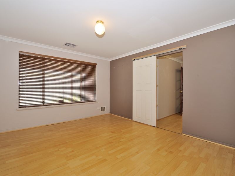 72 Endeavour Drive, Port Kennedy WA 6172