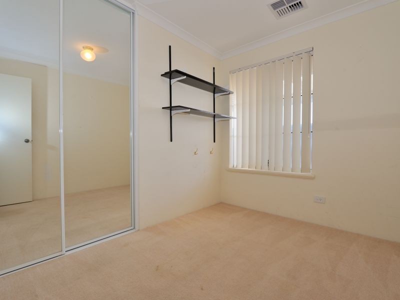 72 Endeavour Drive, Port Kennedy WA 6172