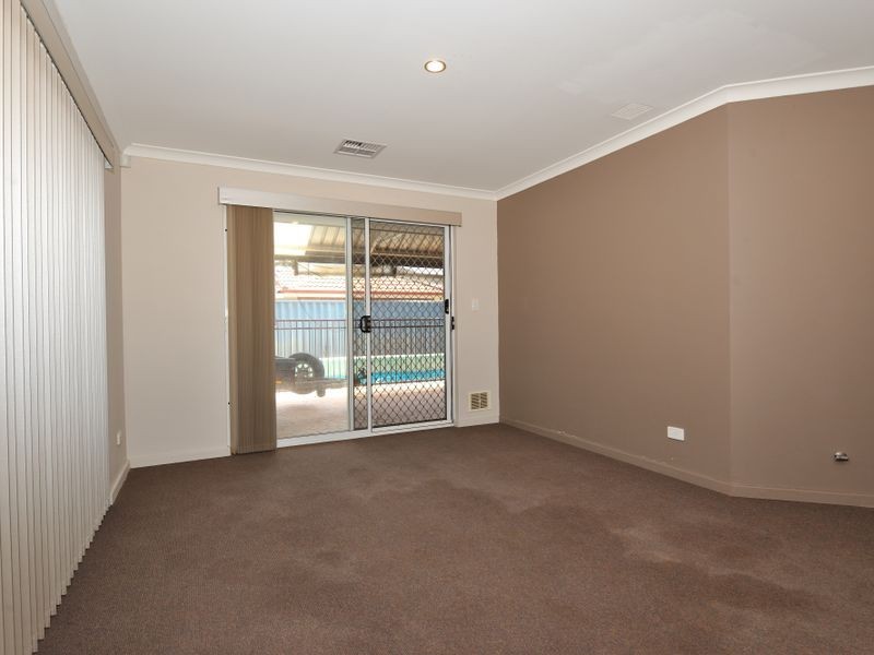 72 Endeavour Drive, Port Kennedy WA 6172