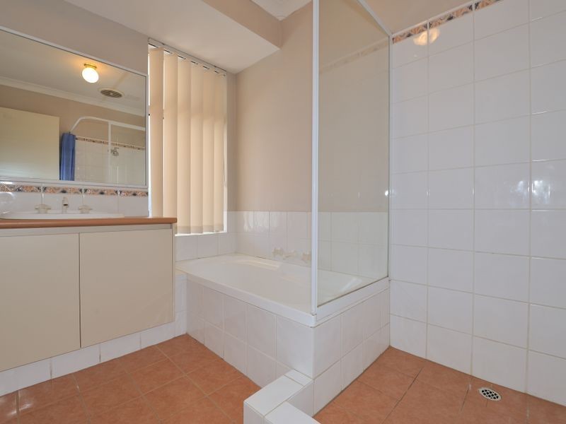 72 Endeavour Drive, Port Kennedy WA 6172