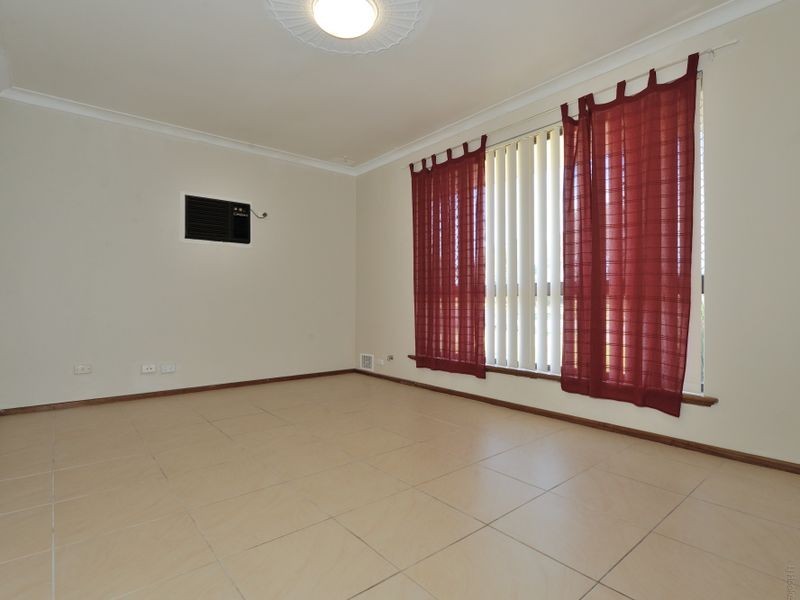 4 Legend Place, Cooloongup WA 6168