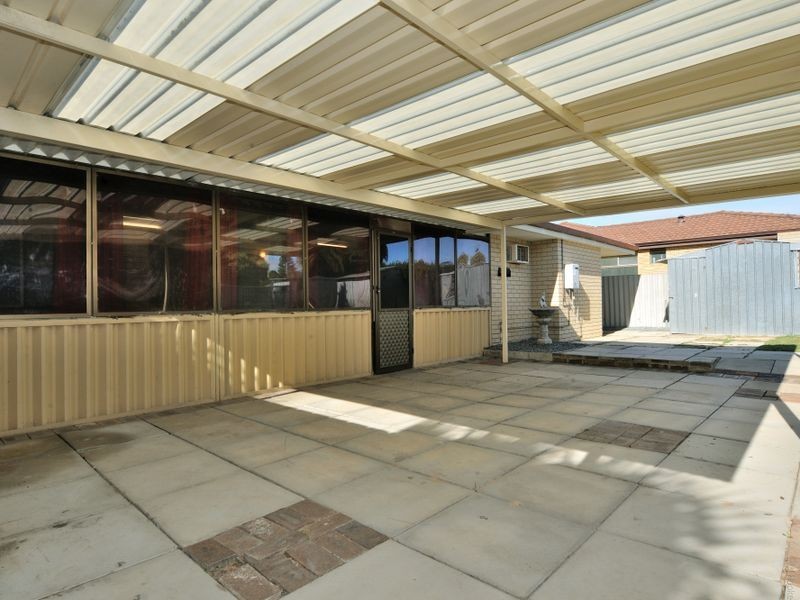 4 Legend Place, Cooloongup WA 6168