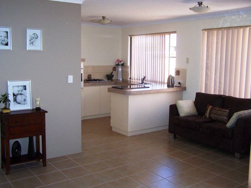 7/52 Gnangara Drive, Waikiki WA 6169