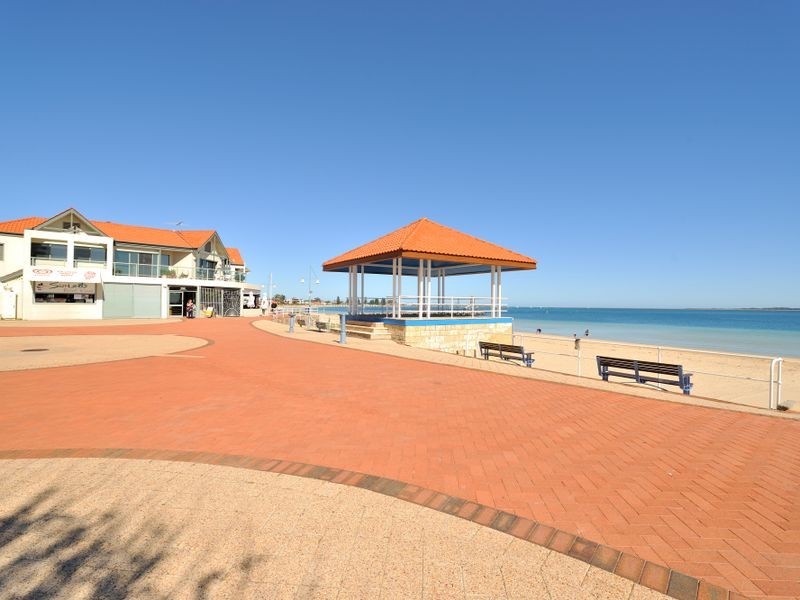 10/52 Kent Street, Rockingham WA 6168