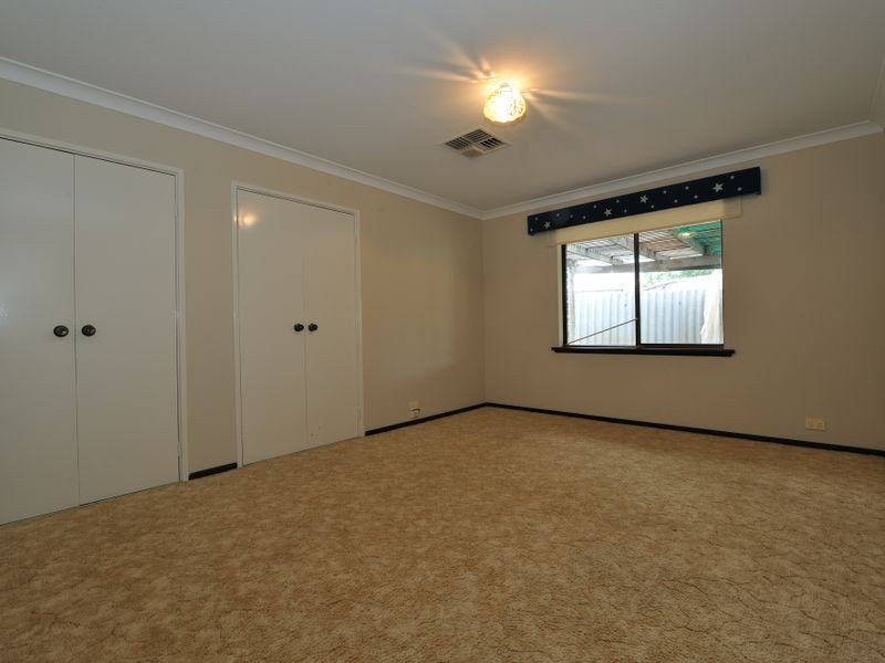 13 Westerly Way, Cooloongup WA 6168