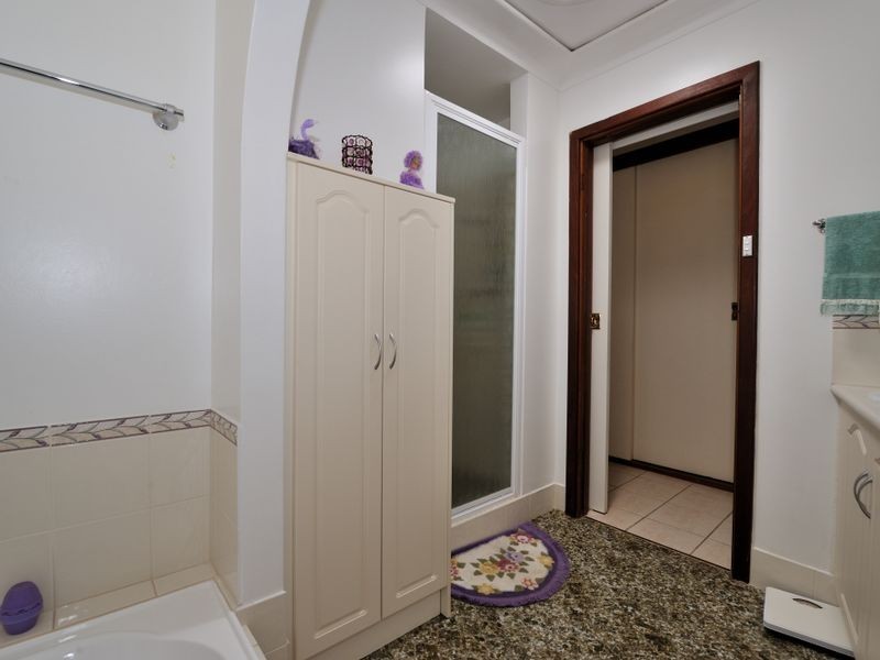 4 Truscan Close, Cooloongup WA 6168