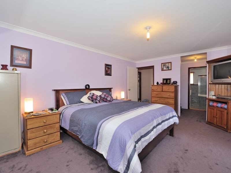 30 Mardja Loop, Mardella WA 6125