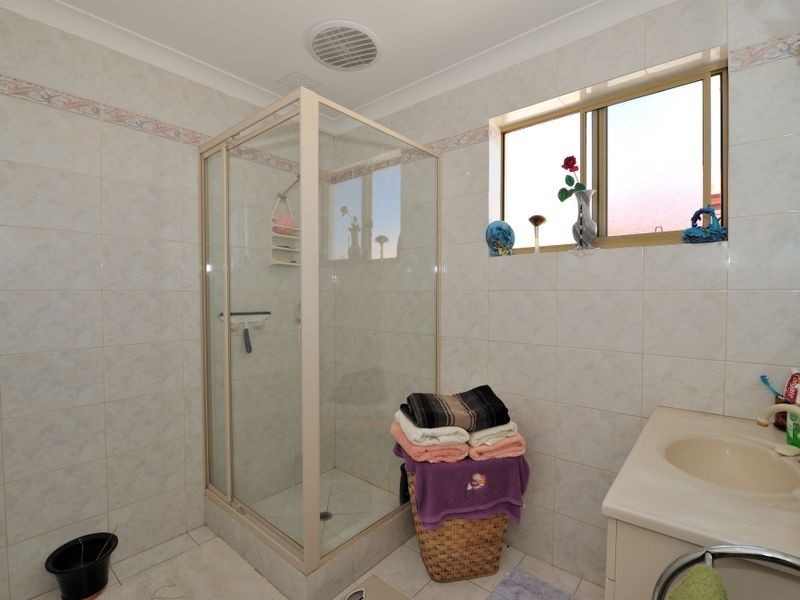 18 Townsend Road, Rockingham WA 6168