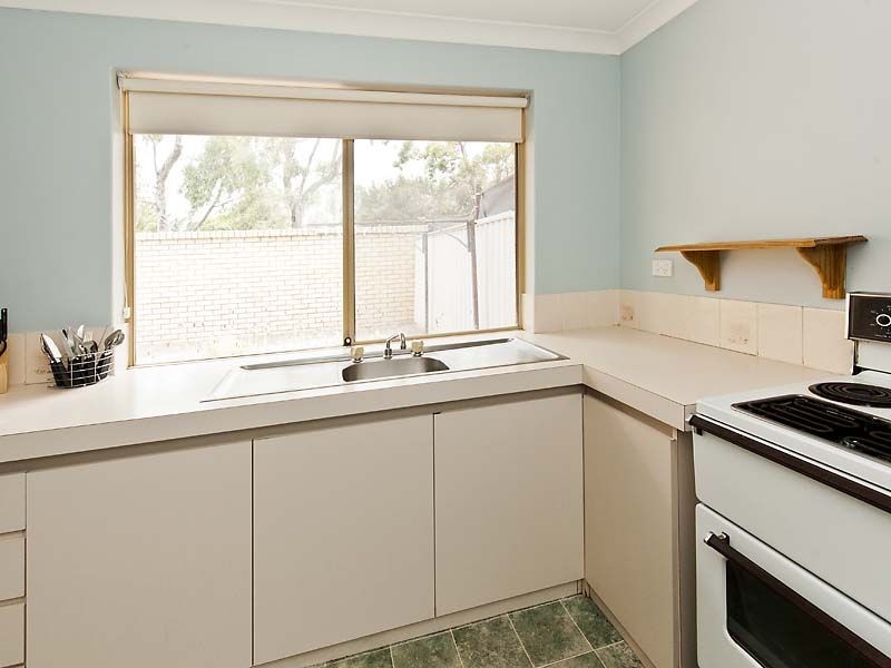 20/6 Sepia Court, Rockingham WA 6168