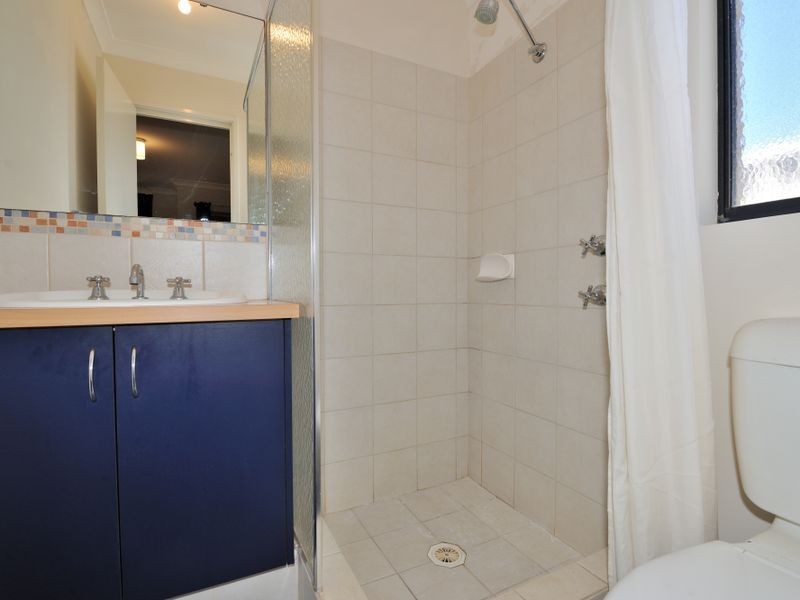 25 Chinchilla Parkway, Port Kennedy WA 6172