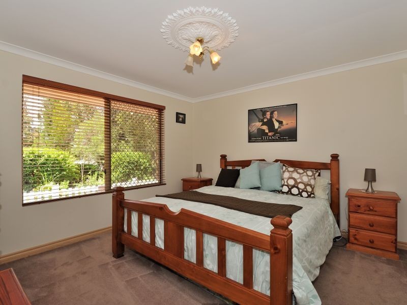 8 Blacksmith Drive, Wellard WA 6170