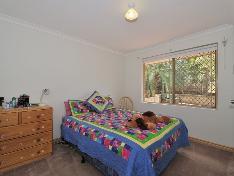 8 Blacksmith Drive, Wellard WA 6170