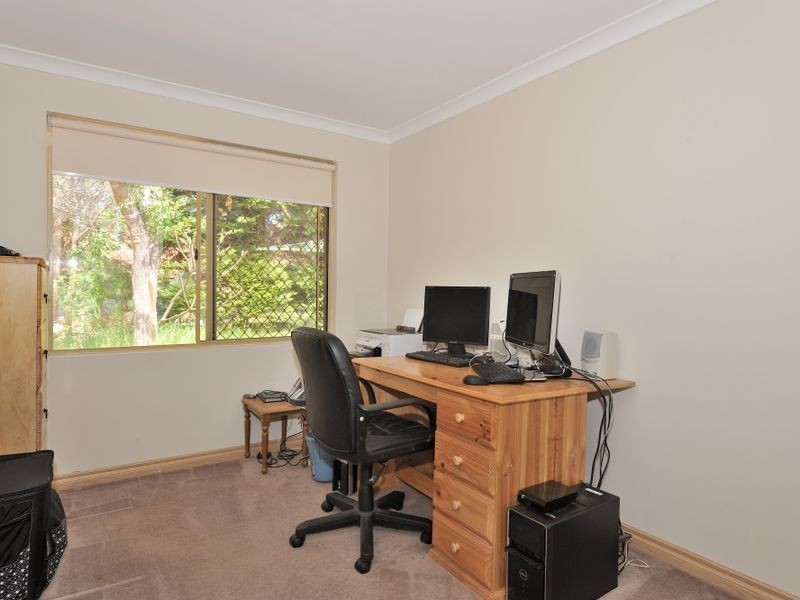 8 Blacksmith Drive, Wellard WA 6170