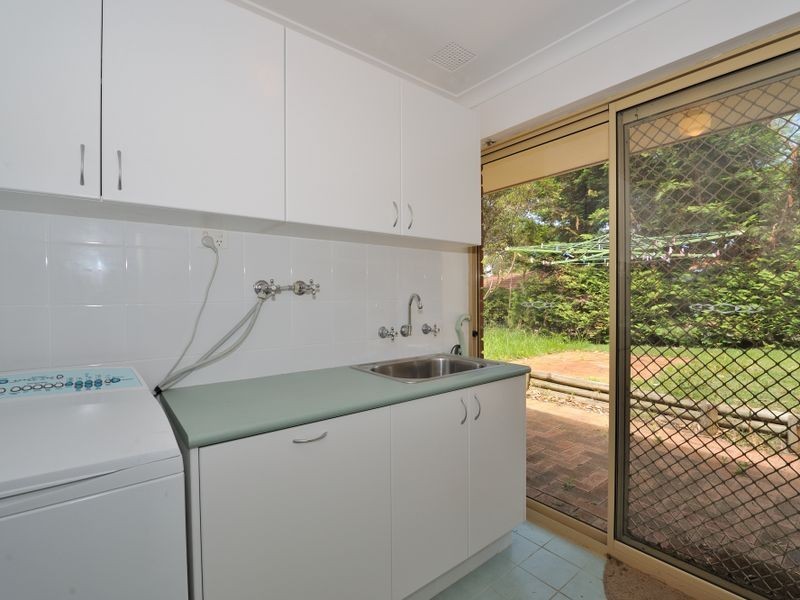 8 Blacksmith Drive, Wellard WA 6170
