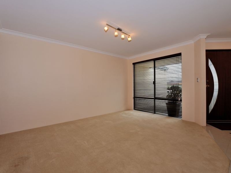 6 Emden Link, Port Kennedy WA 6172