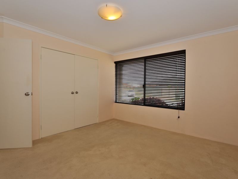 6 Emden Link, Port Kennedy WA 6172