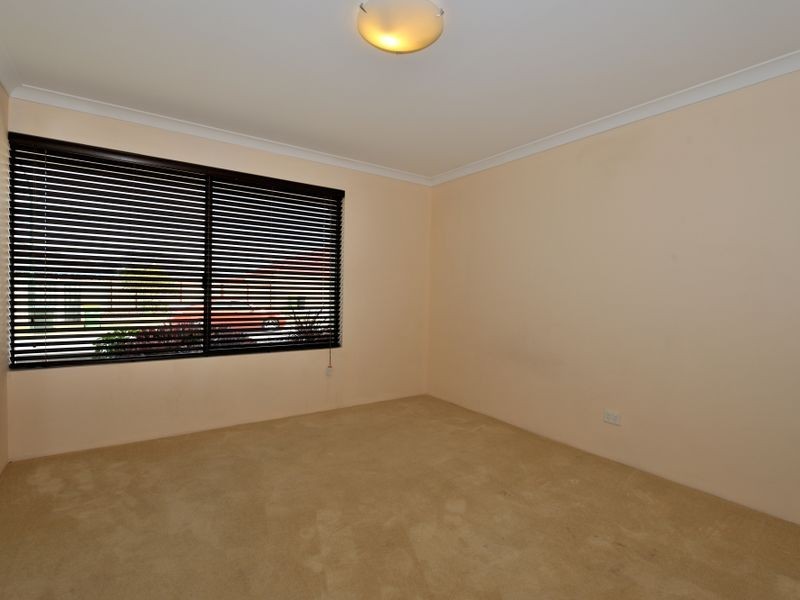 6 Emden Link, Port Kennedy WA 6172