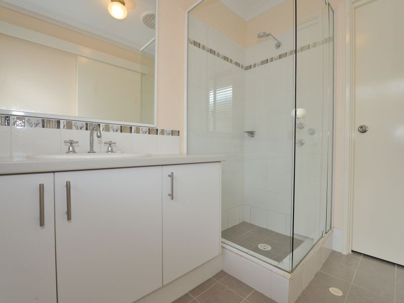 6 Emden Link, Port Kennedy WA 6172