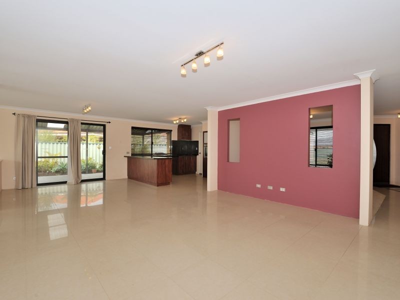 6 Emden Link, Port Kennedy WA 6172