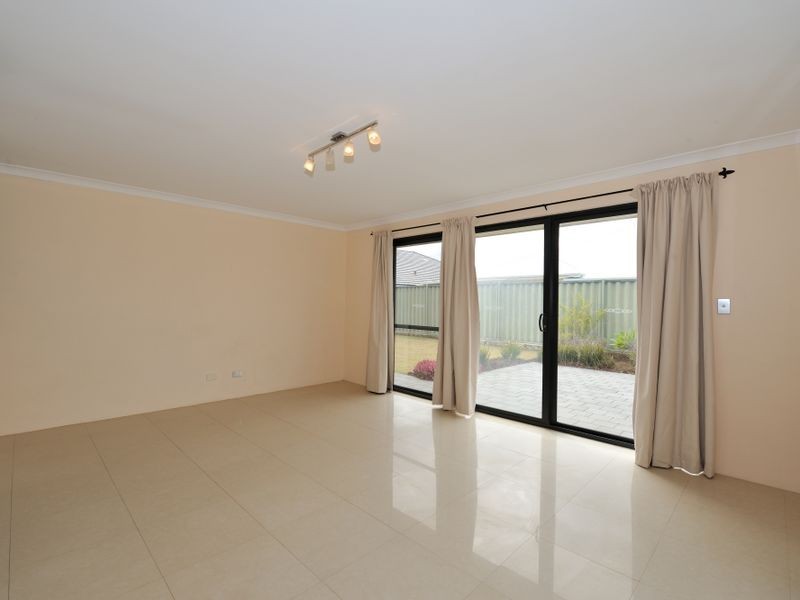 6 Emden Link, Port Kennedy WA 6172