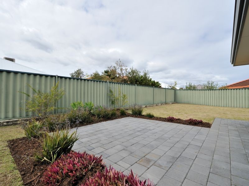 6 Emden Link, Port Kennedy WA 6172