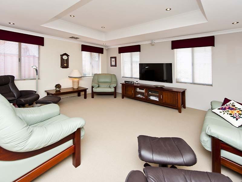 6 Alkimos Street, Rockingham WA 6168