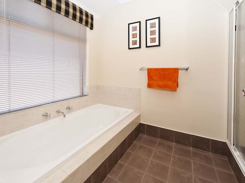 6 Alkimos Street, Rockingham WA 6168