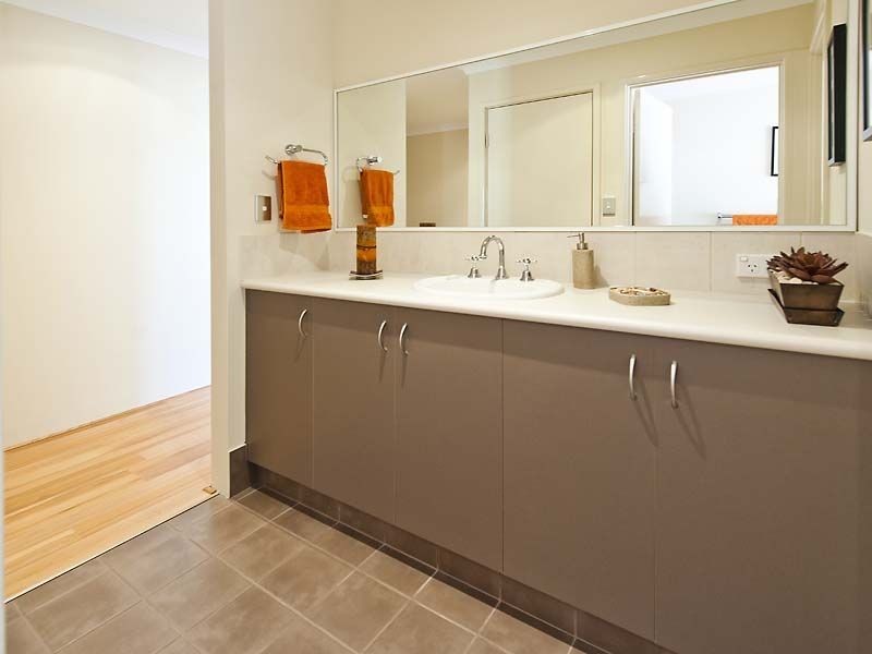 6 Alkimos Street, Rockingham WA 6168