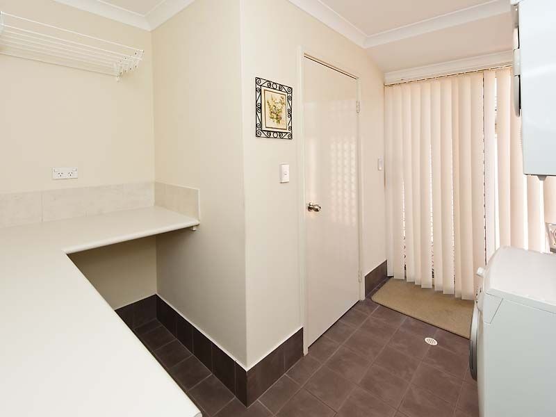 6 Alkimos Street, Rockingham WA 6168