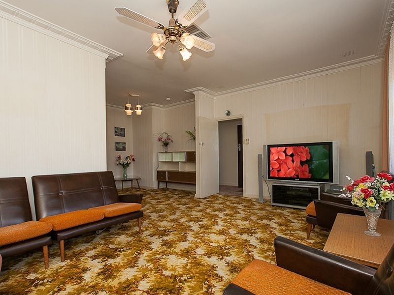 5 Houston Street, Rockingham WA 6168