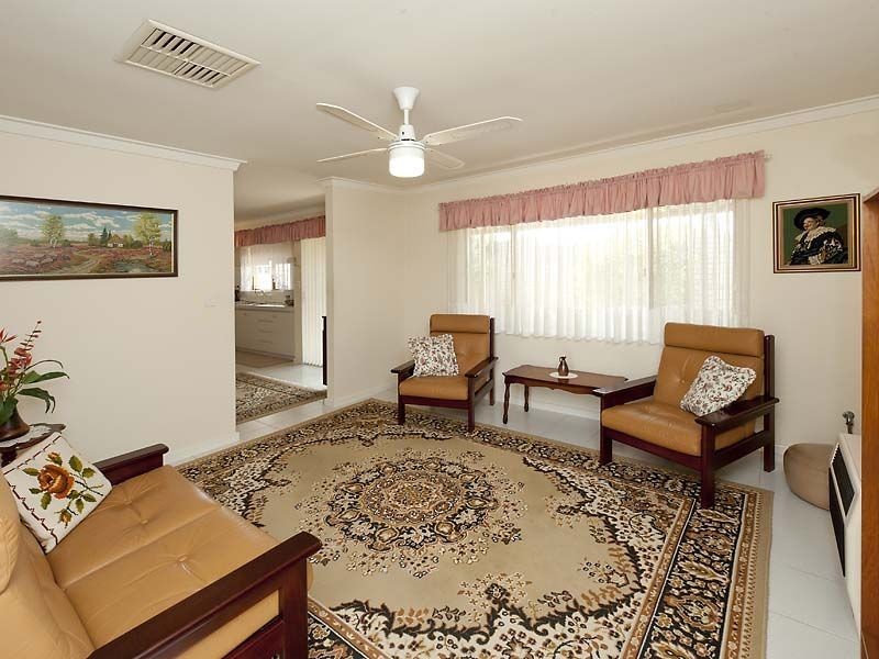 9/99 Simpson Avenue, Rockingham WA 6168