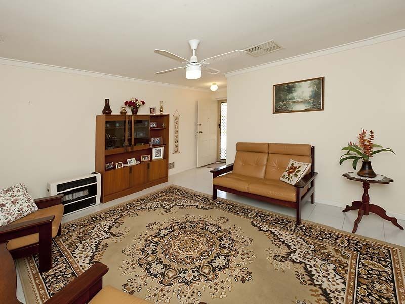 9/99 Simpson Avenue, Rockingham WA 6168