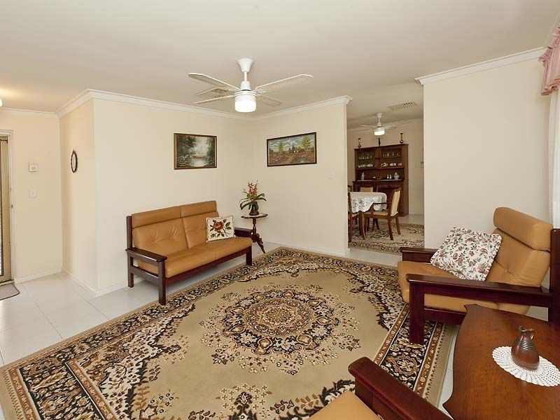 9/99 Simpson Avenue, Rockingham WA 6168