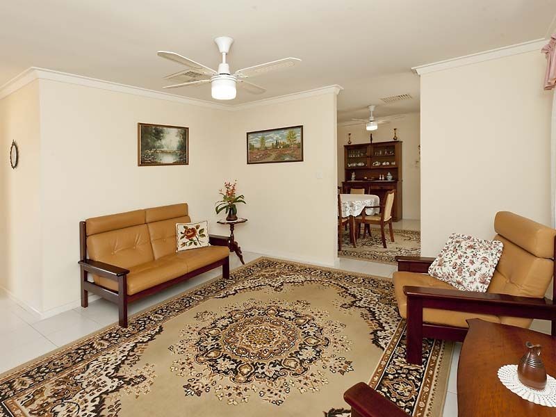 9/99 Simpson Avenue, Rockingham WA 6168