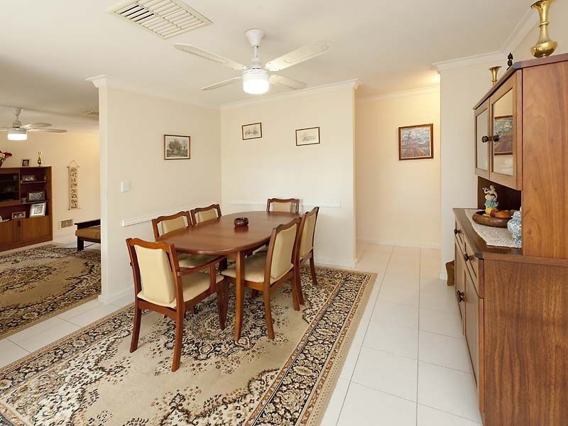 9/99 Simpson Avenue, Rockingham WA 6168