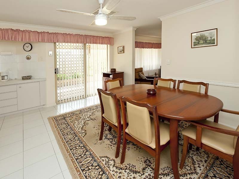 9/99 Simpson Avenue, Rockingham WA 6168