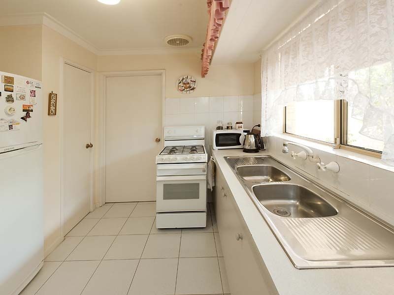 9/99 Simpson Avenue, Rockingham WA 6168