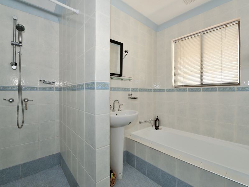 58 Exhibition Way, Cooloongup WA 6168