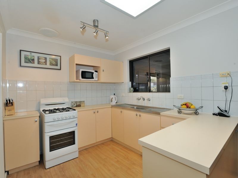 38 Breaden Drive, Cooloongup WA 6168
