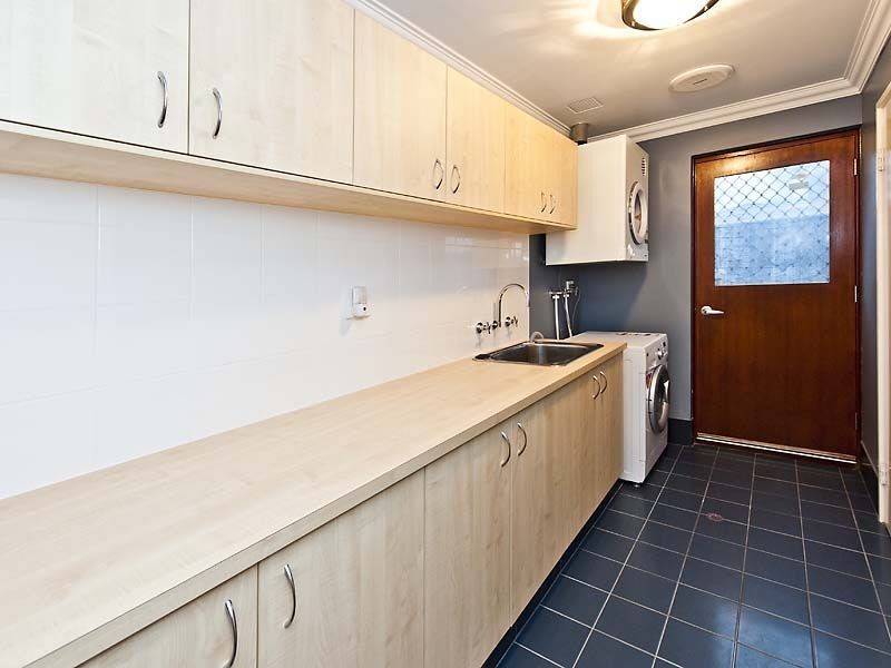 6 Mallard Way, Baldivis WA 6171