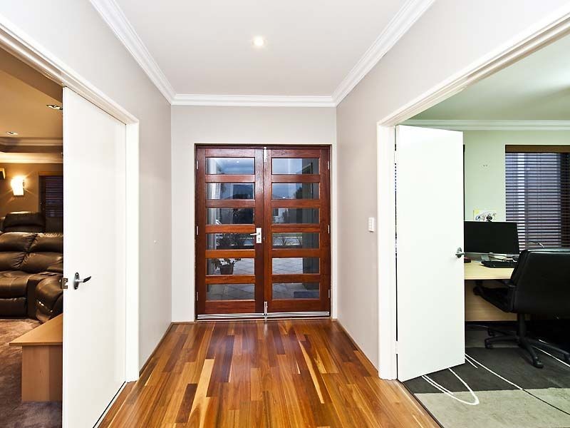 6 Mallard Way, Baldivis WA 6171